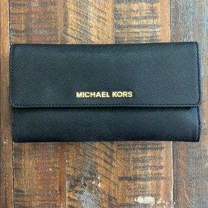Michael Kors wallet